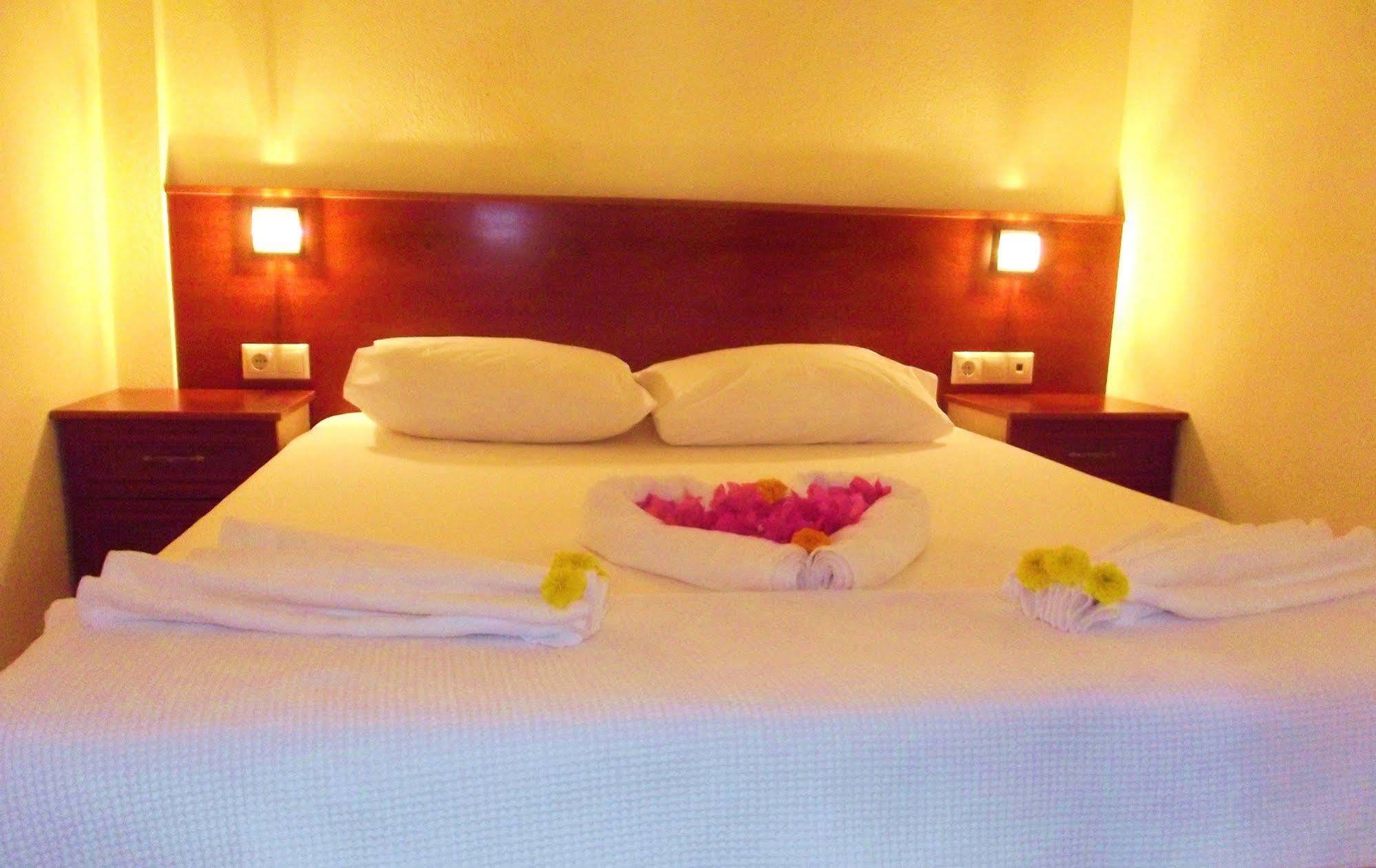 Murat Apart Hotel Icmeler Exterior photo